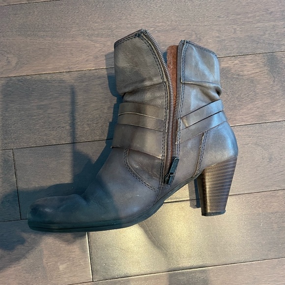 Grey Pikolinos Ankle Boot - Picture 2 of 6